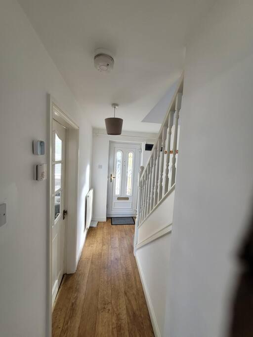 2 Bedroom End Of Terrace House Wellington  Exteriér fotografie
