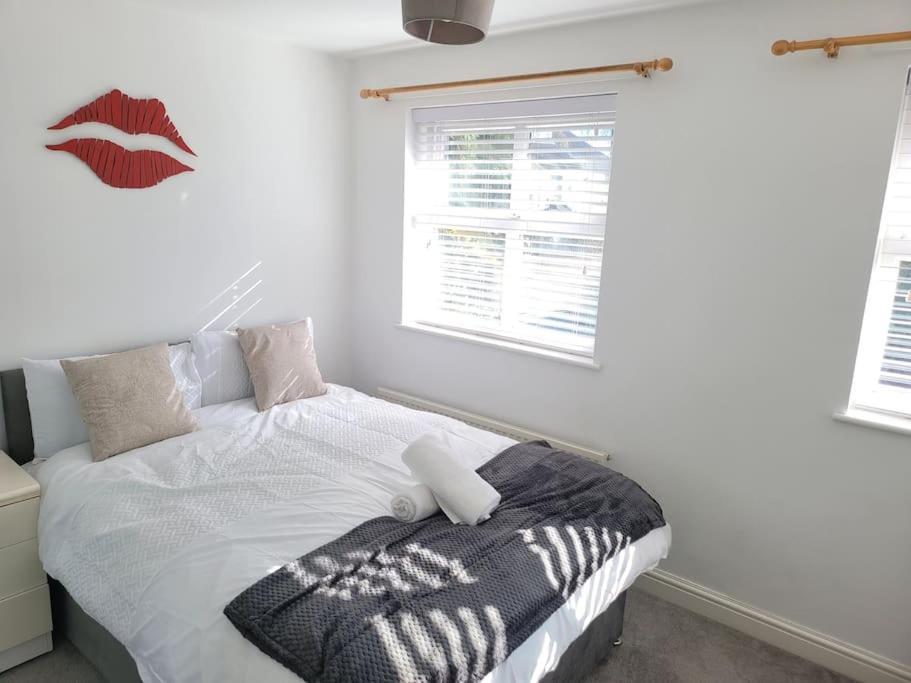 2 Bedroom End Of Terrace House Wellington  Exteriér fotografie