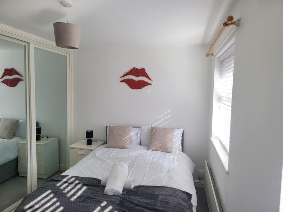 2 Bedroom End Of Terrace House Wellington  Exteriér fotografie